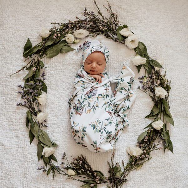How to swaddle baby the right way