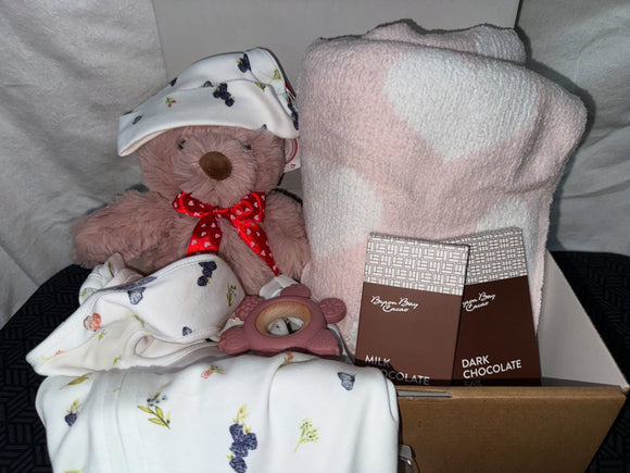 Sweet Little Thing Baby Girl Hamper Gift